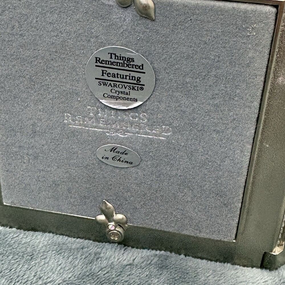 Things Remembered 3 Panel Silver Photo Frame Swarovski Crystals Engraved - Picture 7 of 9